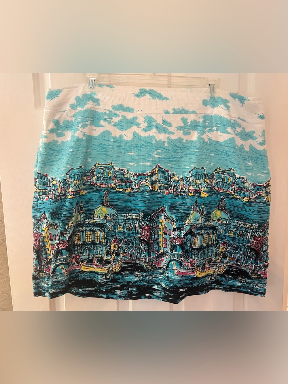 Scenic Turquoise & White Printed Skirt
Vintage Talbots